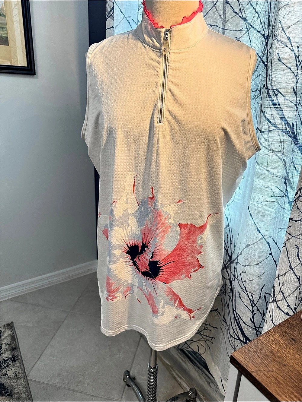 Bette & Court Floral Tunic in White & Pink Size XL